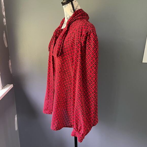 Vintage Josephine Women red & black patterned button up collared blouse - Picture 8 of 11